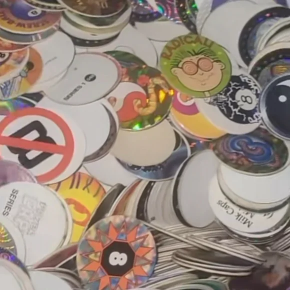 100 RANDOM MYSTERY POG PICKS - Picture 4 of 4